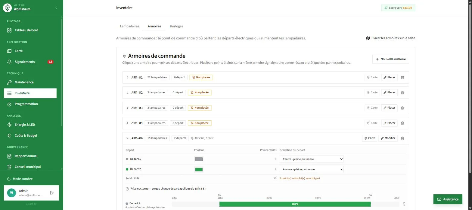 Module Inventaire d'Eco-Signal : armoire de commande dépliée avec ses départs électriques et la frise nocturne